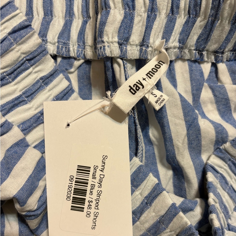 Shorts - Picture 7 of 7